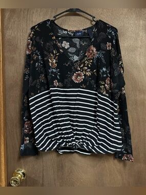 Daytrip Long Sleeve Shirt Small